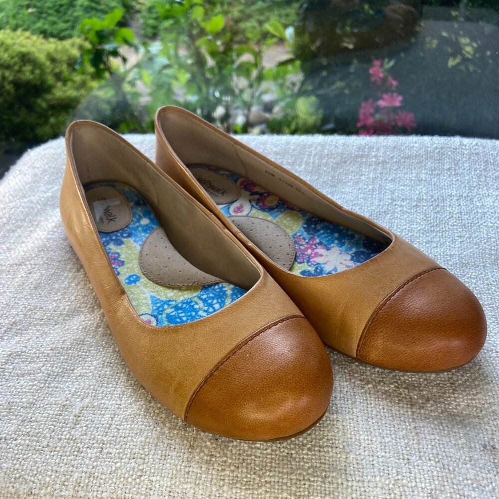 SoftWalk Tan leather memory round toe foam ballerina flats, Size 6.5 - Picture 2 of 7